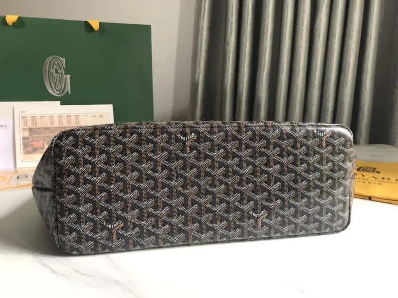 Goyard Black Tote Shopping Bag with Brown Leather Trim - Image 4