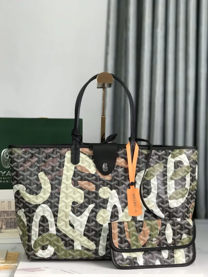 Goyard Camouflage Tote Bag with Small Pouch - Image 9