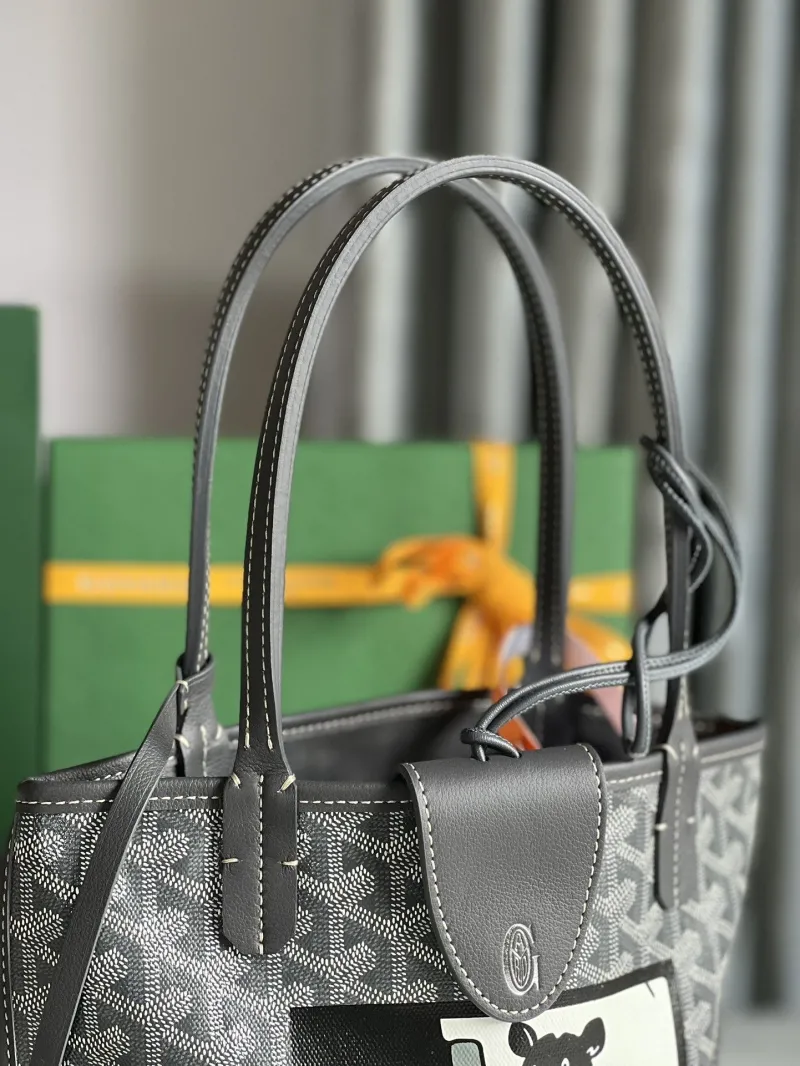 Goyard Gray Mini Tote Bag with Pouch - Image 8