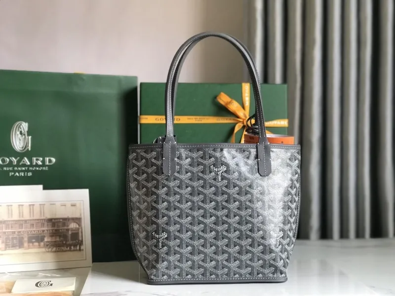 Goyard Gray Tote Bag 203 - Image 3
