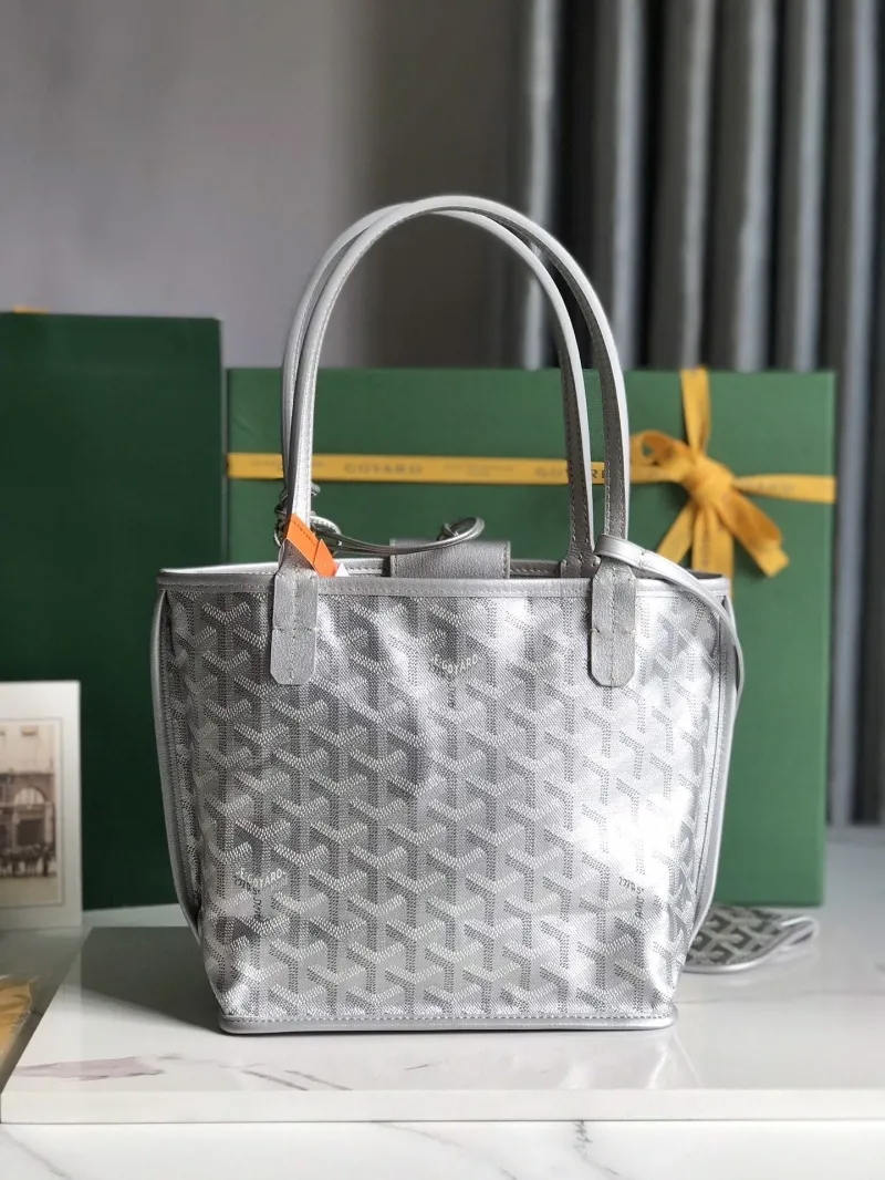 Goyard Silver Tote Shopping Bag Set - Image 3