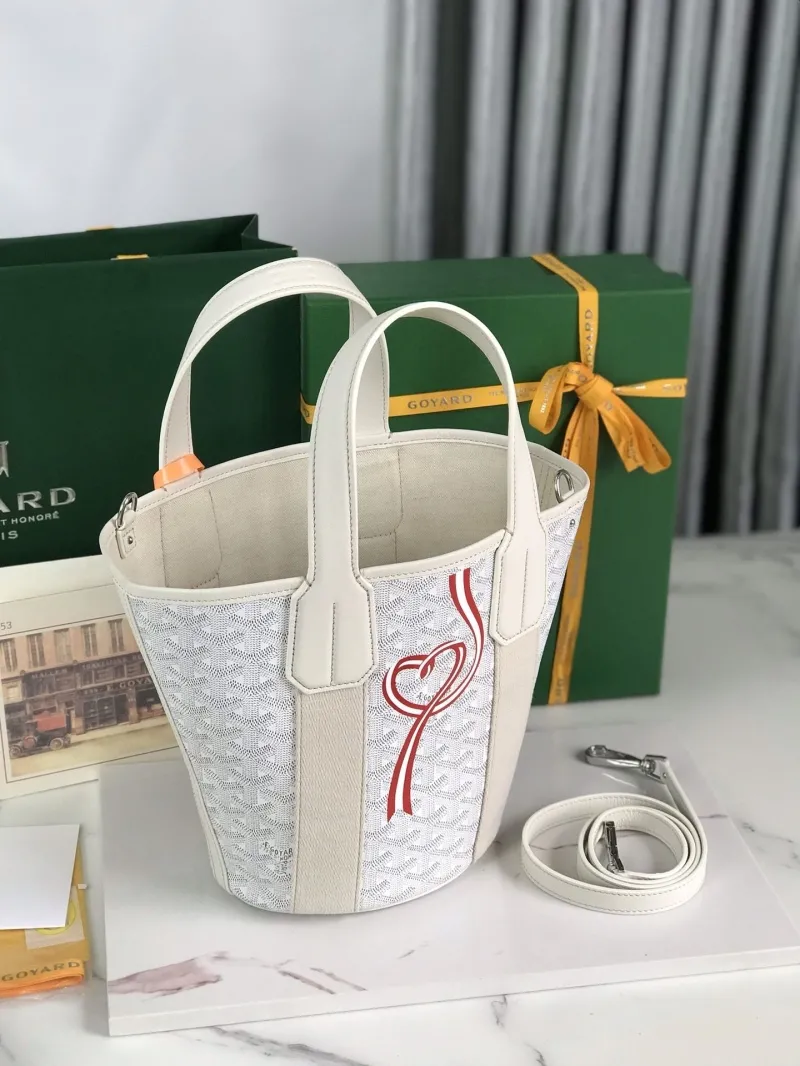 Goyard White Bucket Handbag with Strap - Image 9