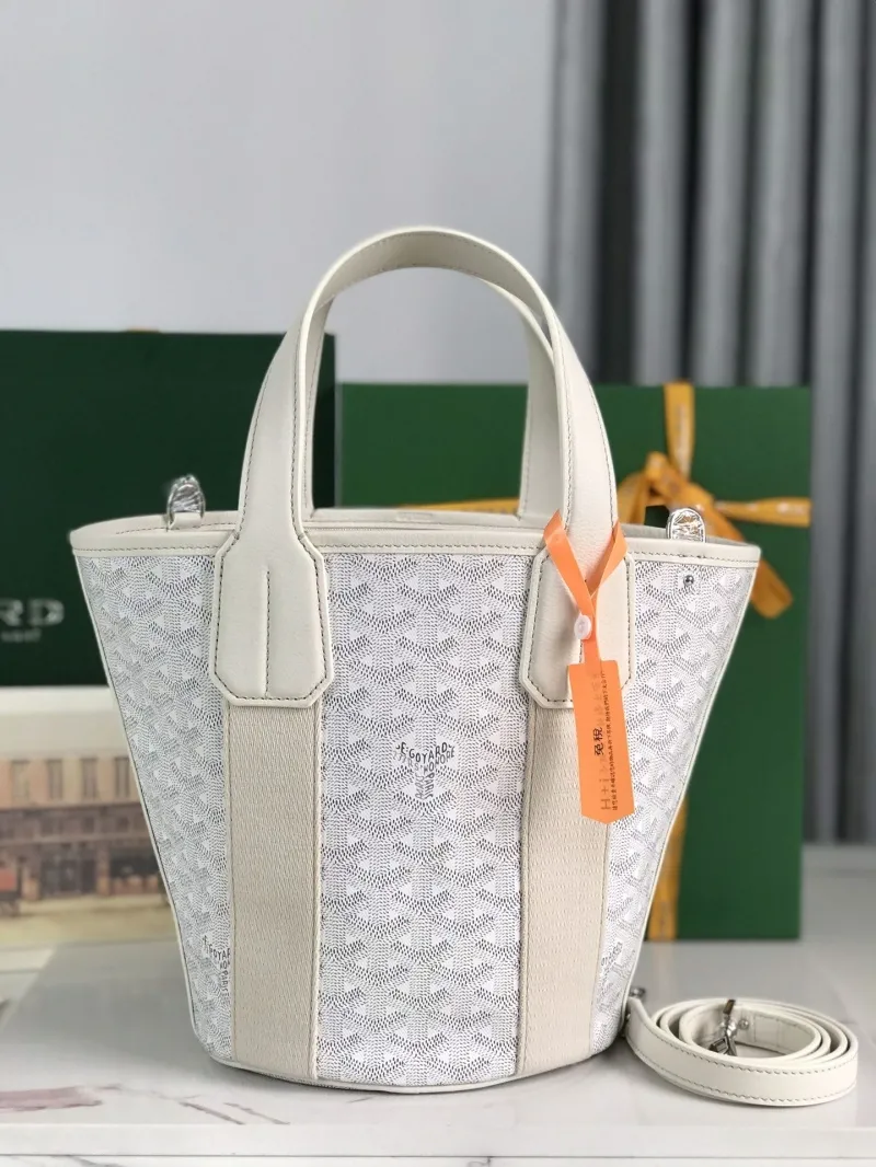 Goyard White Bucket Handbag with Shoulder Strap - Image 3