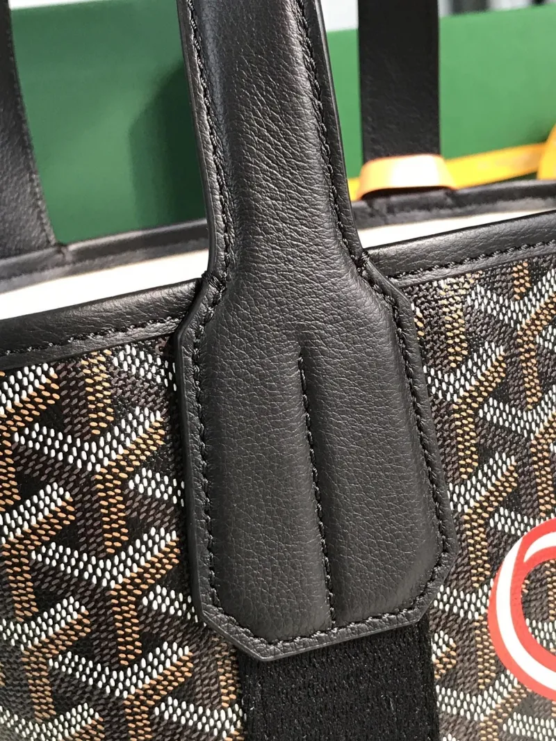 Goyard Black Bucket Crossbody Shopping Bag - Image 7