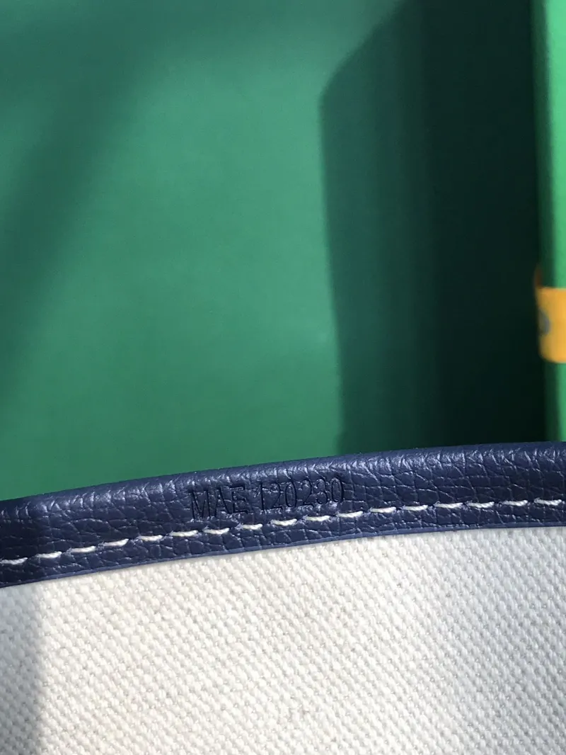 Goyard Navy Blue Bucket Tote Bag with Strap 222 - Image 7
