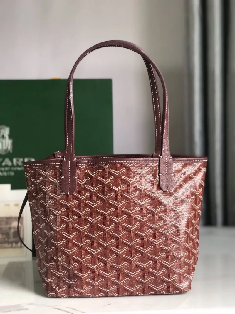 Goyard Burgundy Tote Bag with Pouch 232 - Image 4