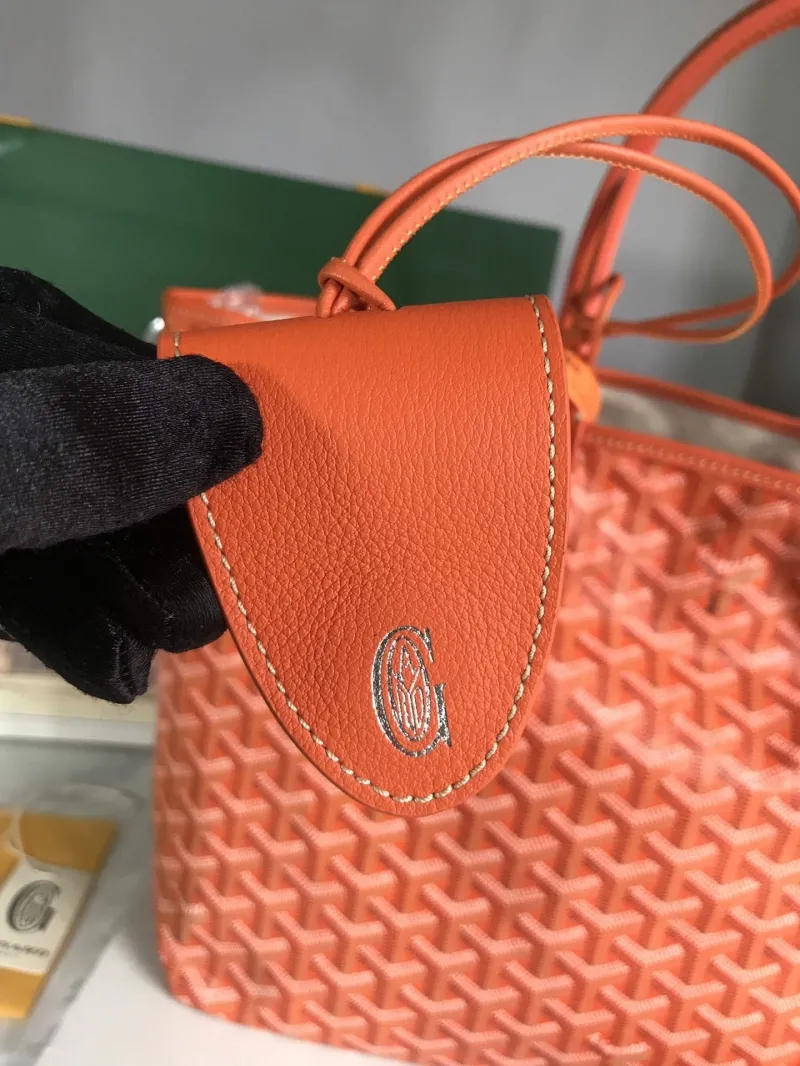 Goyard Orange Tote Bag with Pouch - Image 4