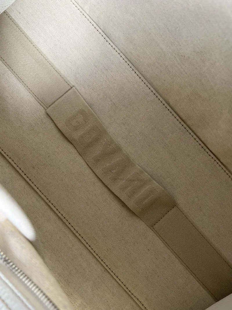 Goyard White Tote Bag 288 - Image 8