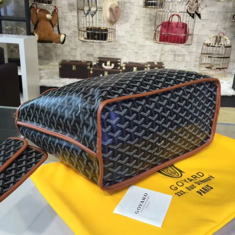 Goyard Black Tote Bag with Pouch - Image 3