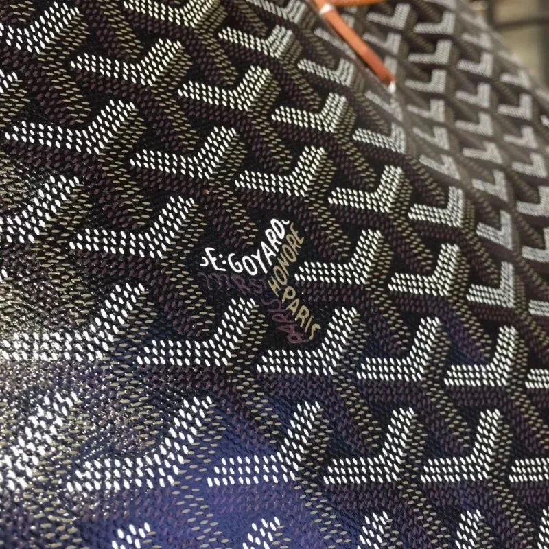 Goyard Black Tote Bag with Pouch - Image 5