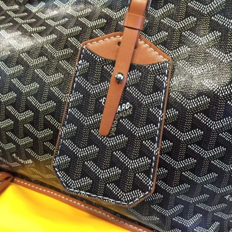 Goyard Black Tote Bag with Pouch - Image 8