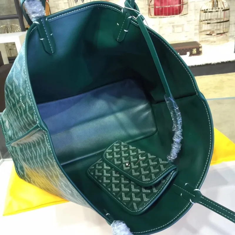 Goyard Green Tote Bag with Pouch - Image 9