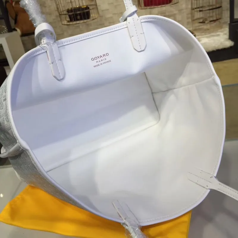Goyard White Tote Bag With Pouch - Image 8