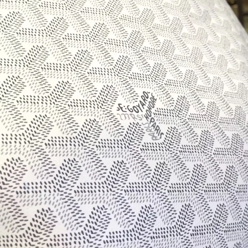 Goyard White Tote Bag With Pouch - Image 9