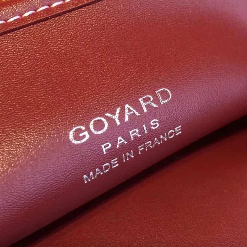 Goyard Burgundy Tote Bag with Pouch - Image 8