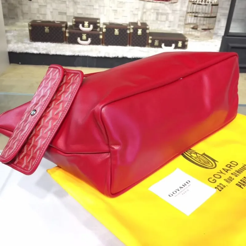 Goyard Red Tote Shopping Bag with Pouch - Image 4