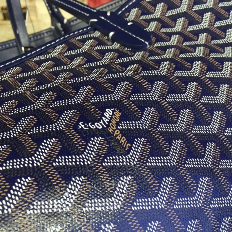 Goyard Navy Blue Tote Bag with Small Pouch - Image 5