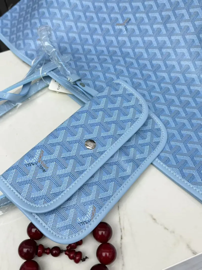 Goyard Light Blue Tote Bag with Small Pouch - Image 5