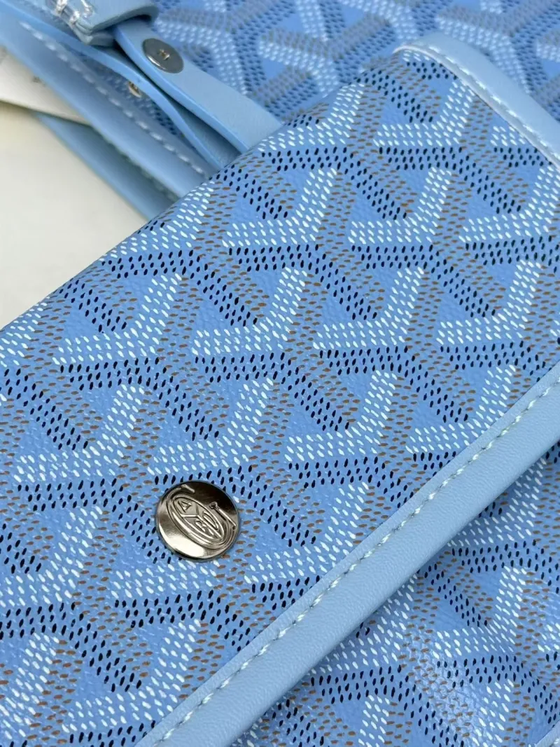 Goyard Light Blue Tote Bag with Small Pouch - Image 6