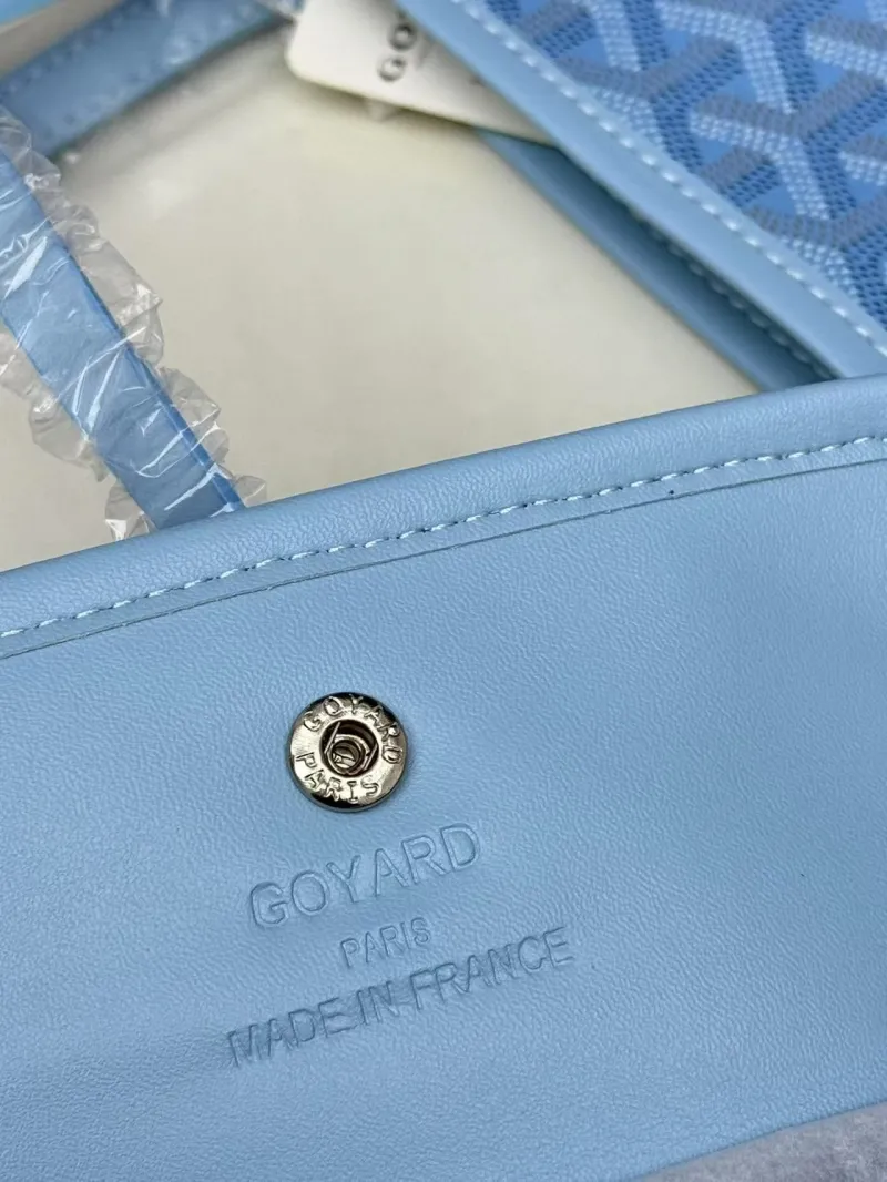 Goyard Light Blue Tote Bag with Small Pouch - Image 7