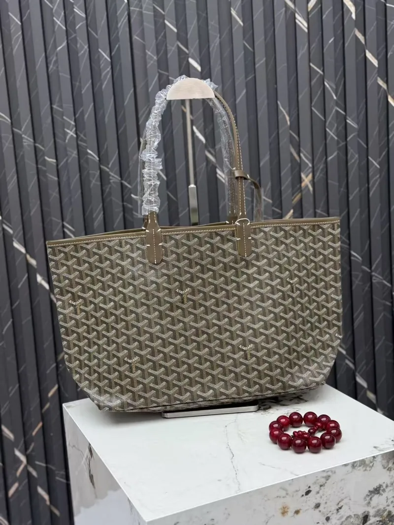 Alternative view of Goyard 388 Olive Tote Bag with Pouch