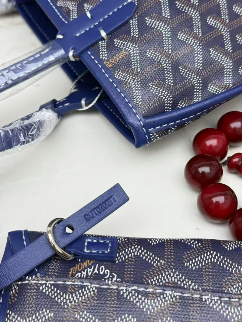 Goyard Blue Tote Bag with Small Pouch - Image 7