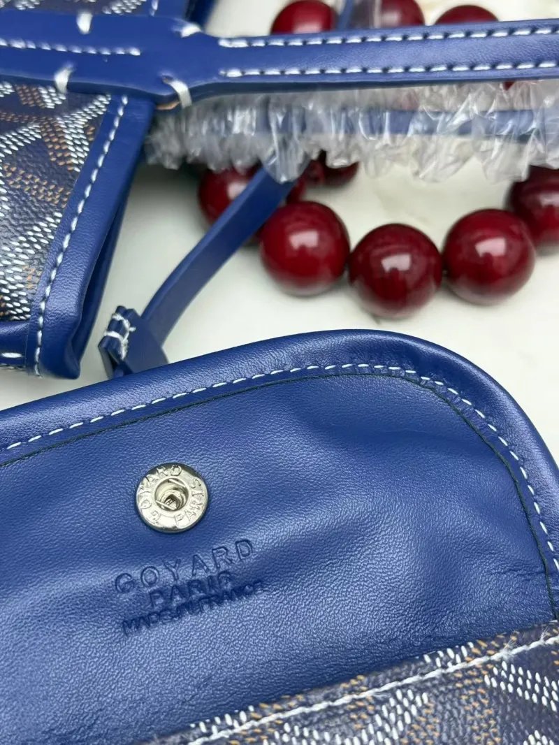 Goyard Blue Tote Bag with Small Pouch - Image 9