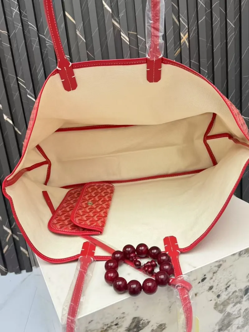 Goyard Red Tote Bag with Pouch 403 - Image 5