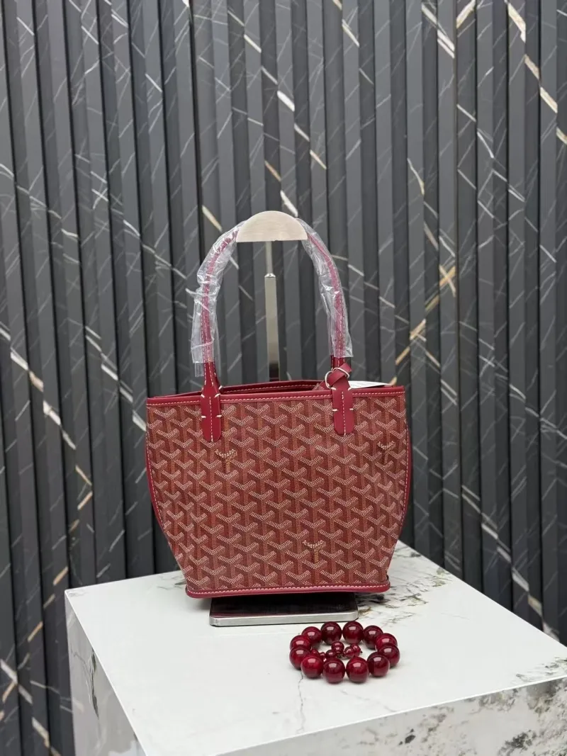 Alternative view of Goyard Red Tote Bag with Mini Pouch