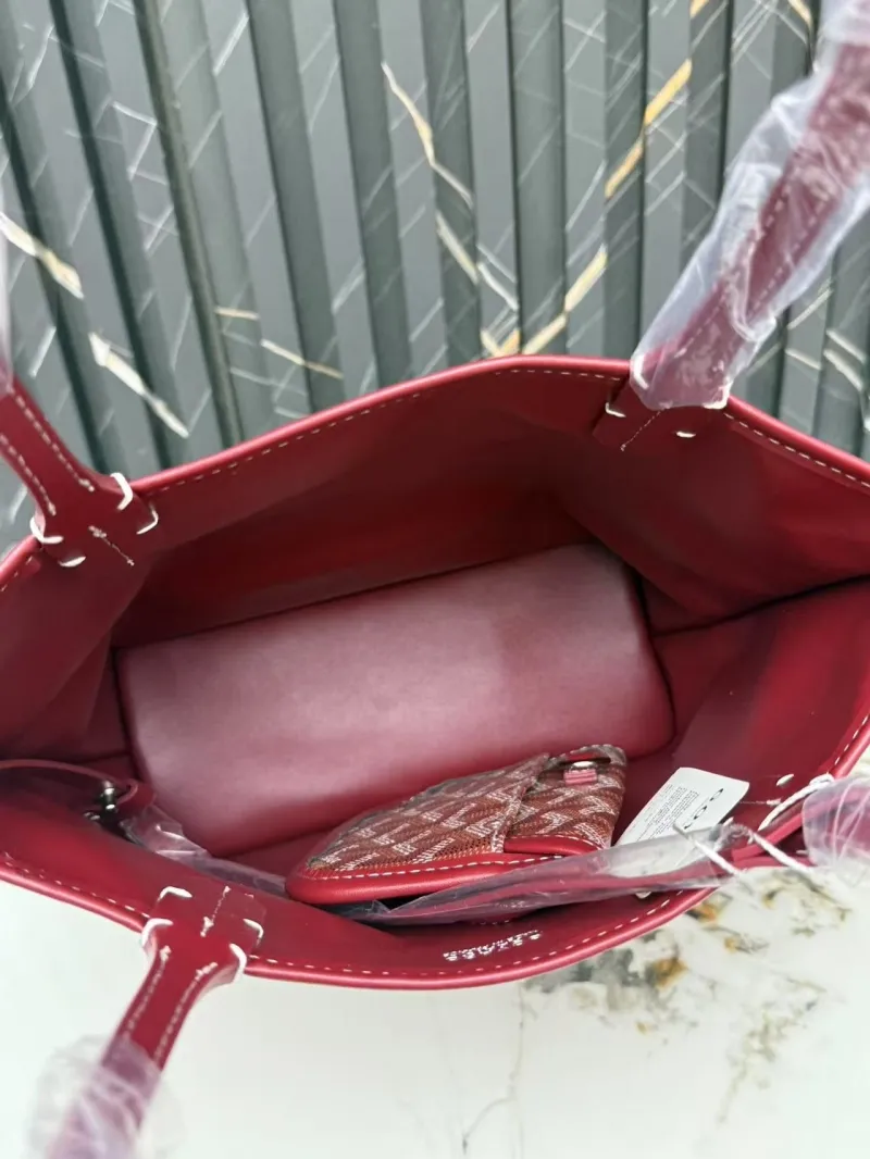 Goyard Red Tote Bag with Mini Pouch - Image 5