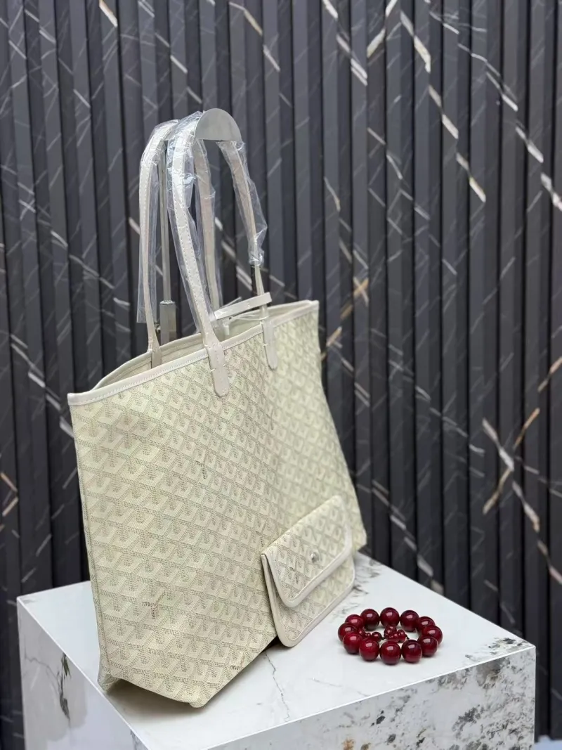 Goyard Cream Tote Bag with Pouch 411 - Image 3