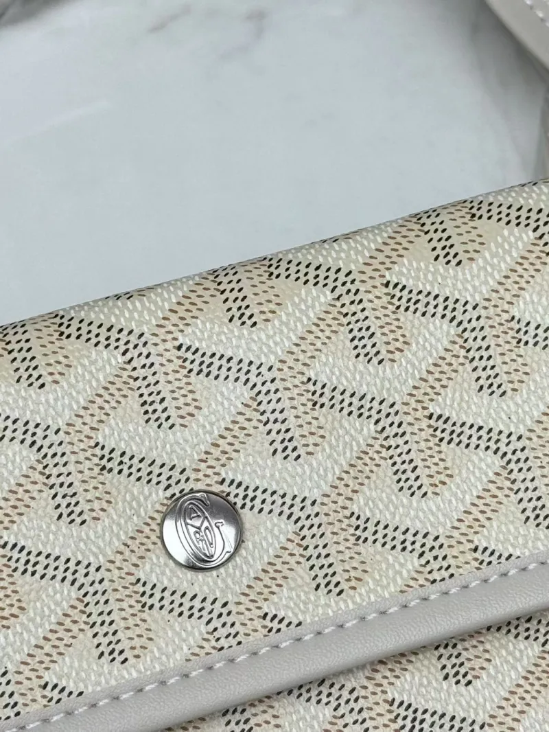 Goyard Beige Tote Shopping Bag with Pouch - Image 7