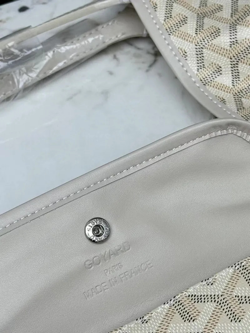 Goyard Beige Tote Shopping Bag with Pouch - Image 8