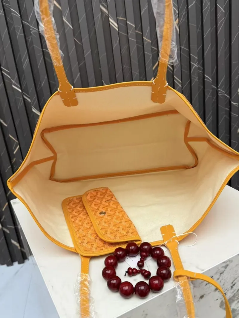 Goyard Yellow Tote Shopping Bag with Pouch - Image 5
