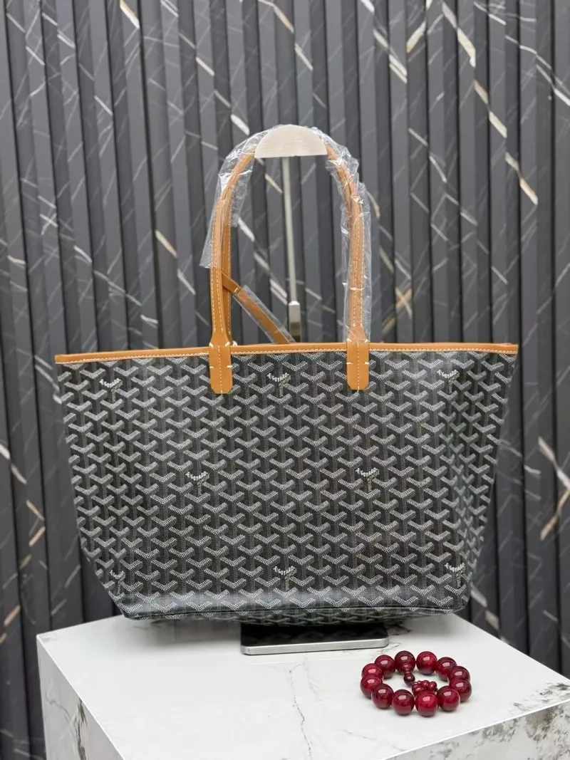 Alternative view of Goyard Dark Gray Tote Bag with Pouch
