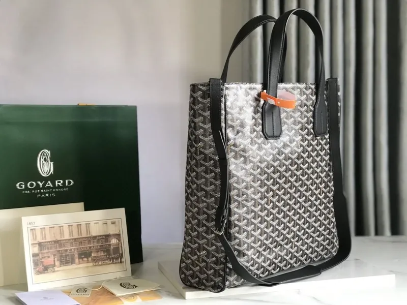 Alternative view of Goyard Black Tote Bag 468