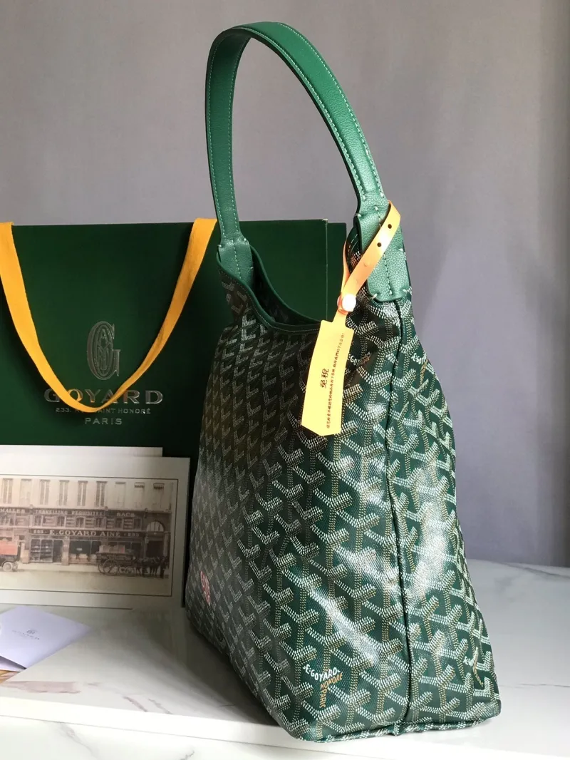 Alternative view of Goyard Green Hobo Shoulder Bag with Pouch