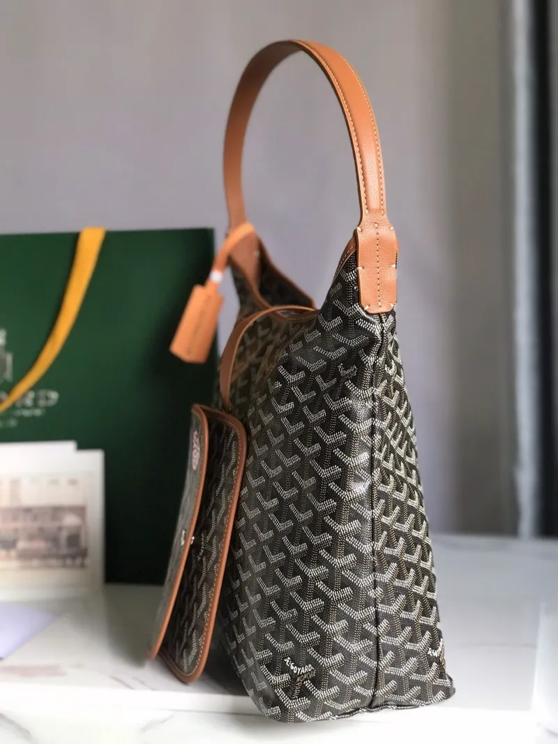 Alternative view of Goyard Black Hobo Shoulder Bag 475 with Pouch