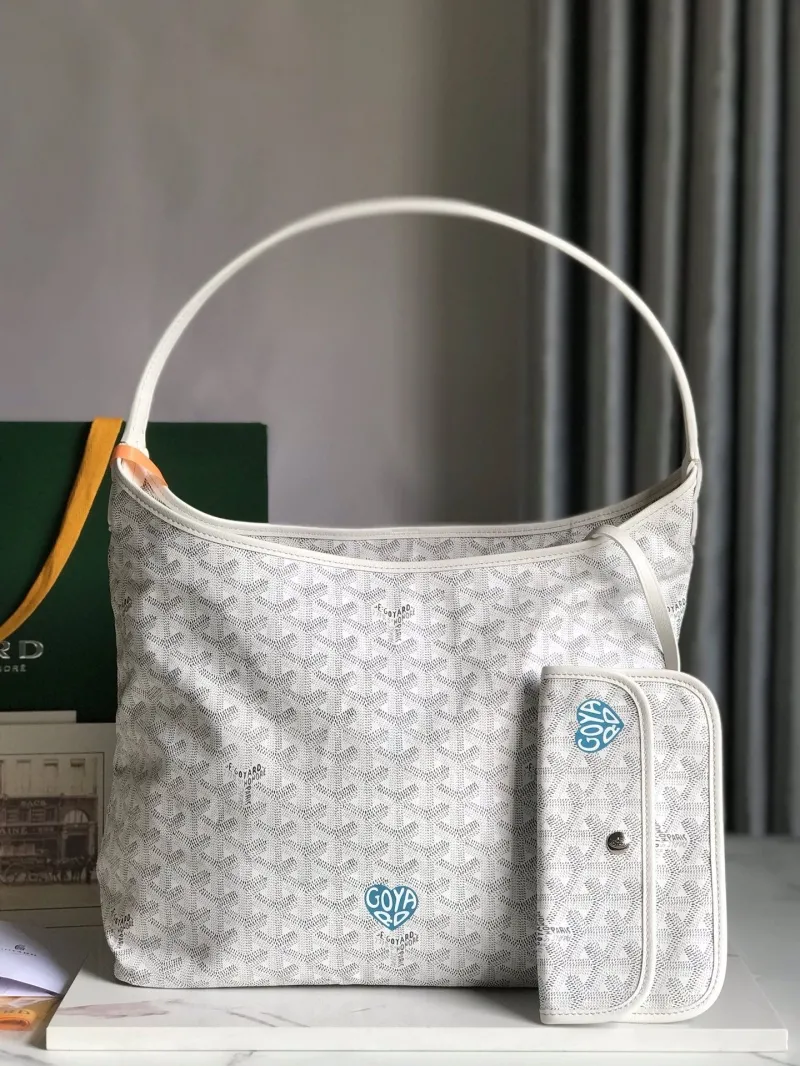 Goyard White Hobo Shoulder Bag With Pouch