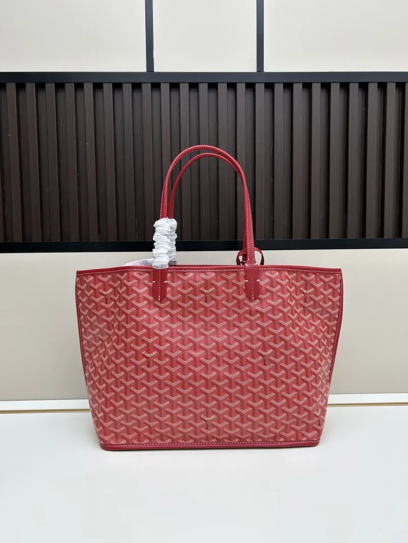 Goyard Red Shopping Tote Bag with Pouch - Image 3