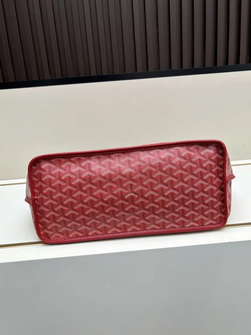Goyard Red Shopping Tote Bag with Pouch - Image 5