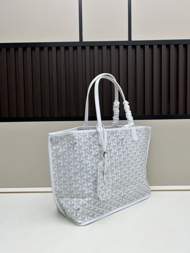 Alternative view of Goyard White Tote Bag 487
