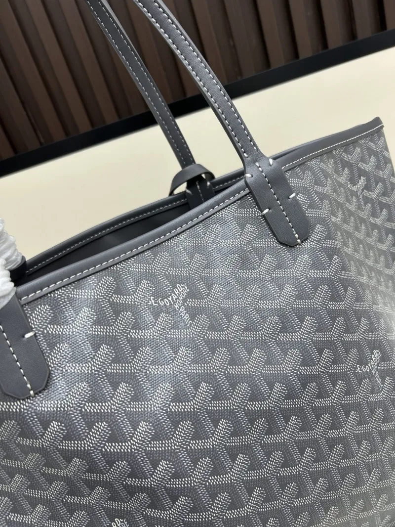 Goyard Gray Tote Shopping Bag with Pouch - Image 4