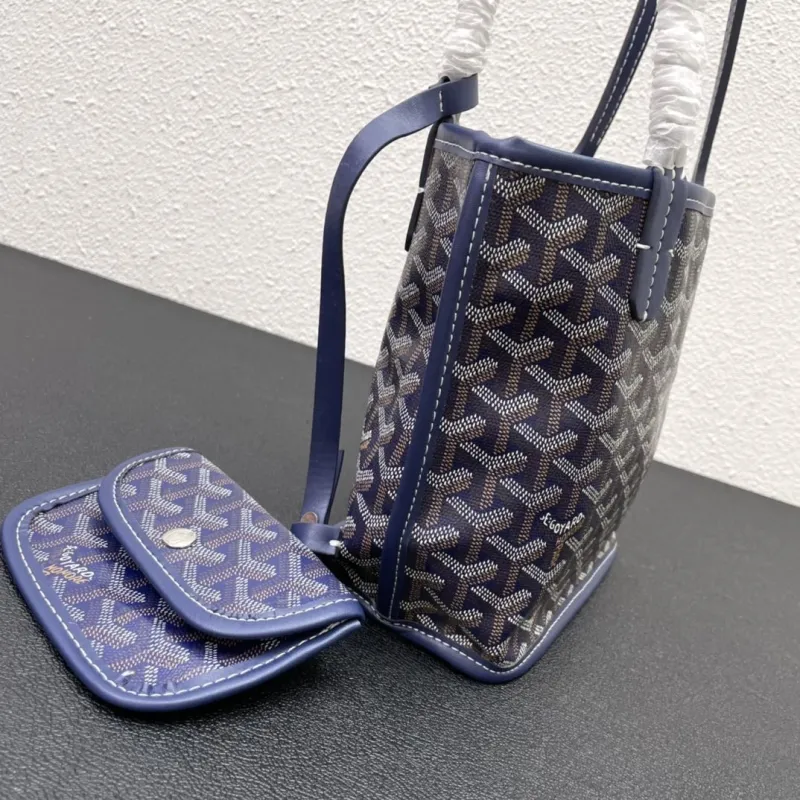 Goyard Navy Small Tote Bag with Pouch - Image 4