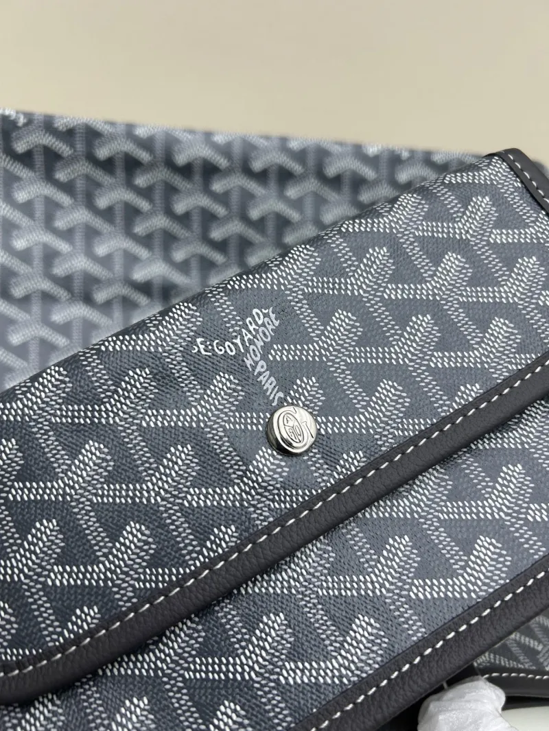 Goyard Gray Medium Tote Bag 512 with Pouch - Image 8