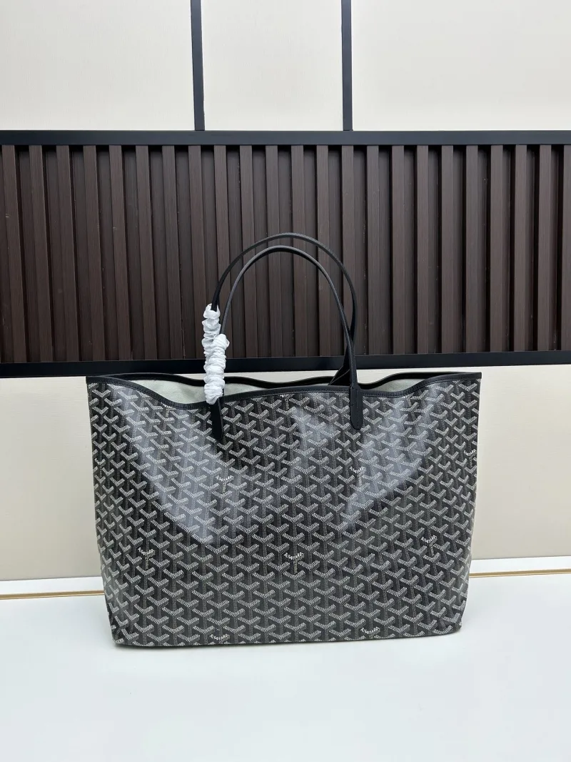 Alternative view of Goyard Large Black Tote Bag 519