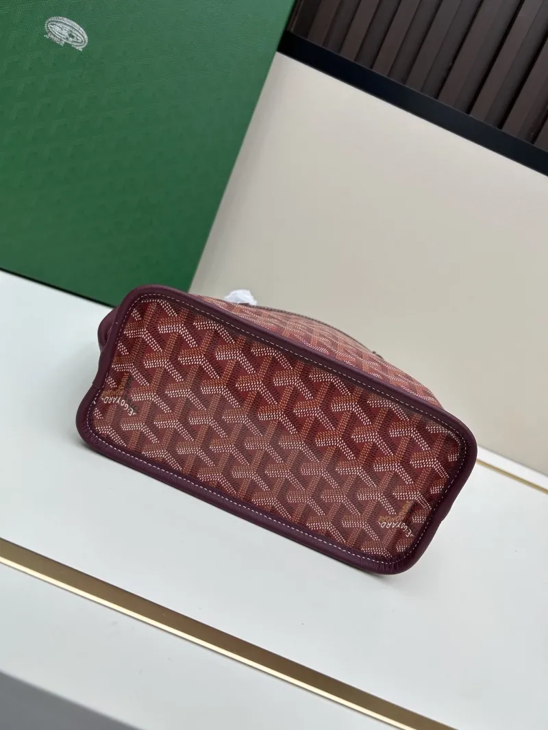 Goyard Burgundy Tote Bag with Small Pouch 529 20x20x10cm - Image 4