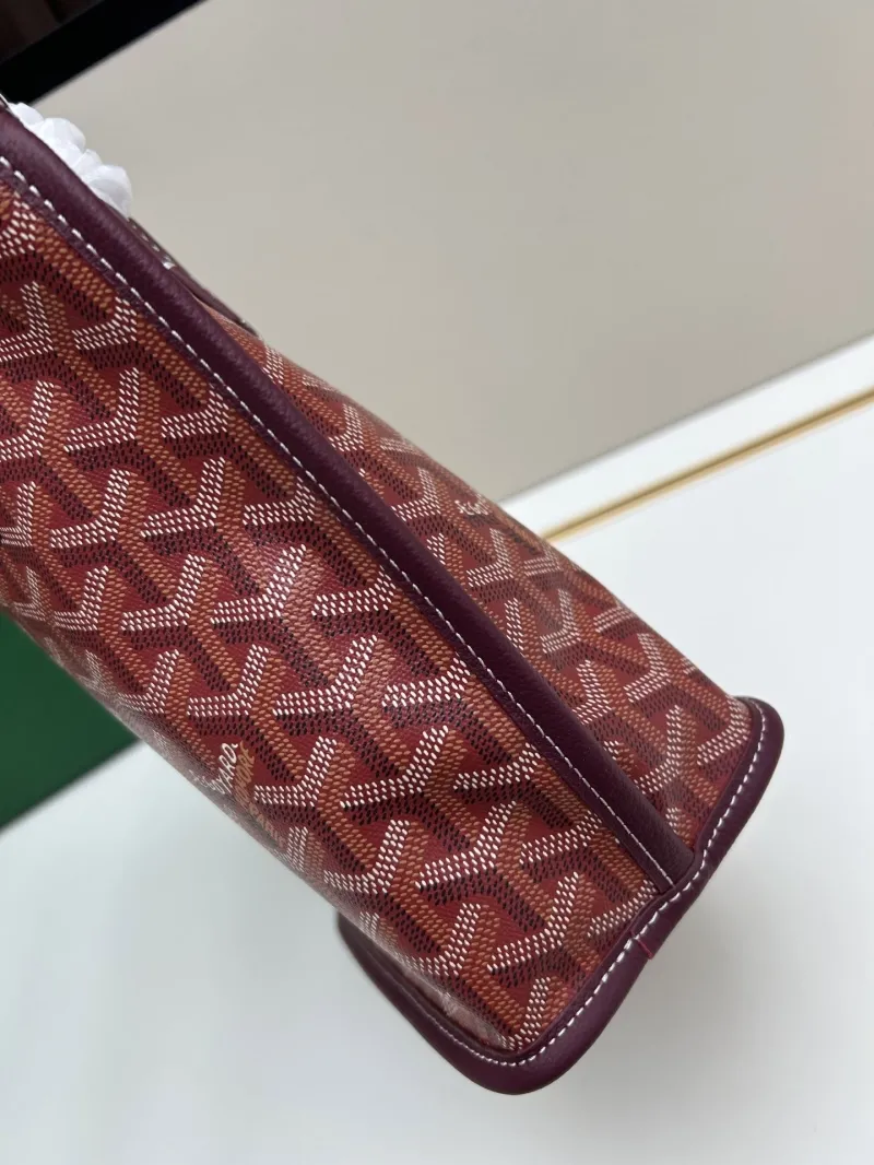 Goyard Burgundy Tote Bag with Small Pouch 529 20x20x10cm - Image 6