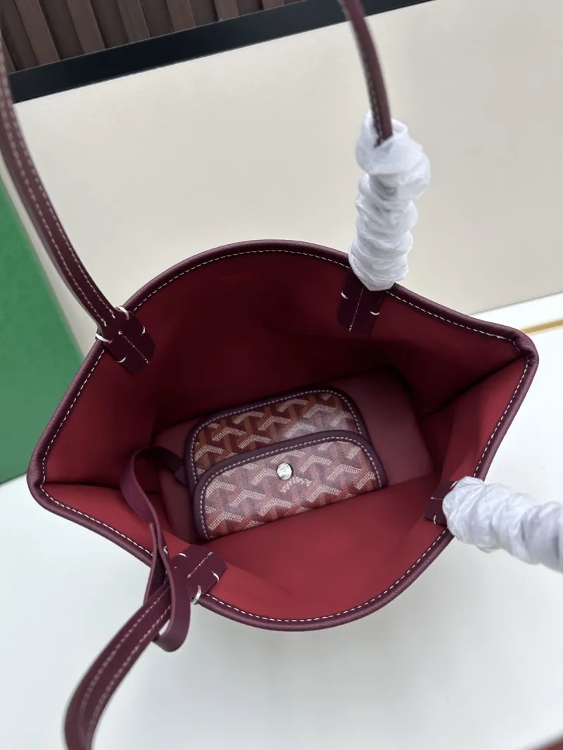 Goyard Burgundy Tote Bag with Small Pouch 529 20x20x10cm - Image 7