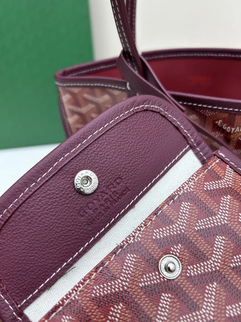 Goyard Burgundy Tote Bag with Small Pouch 529 20x20x10cm - Image 8